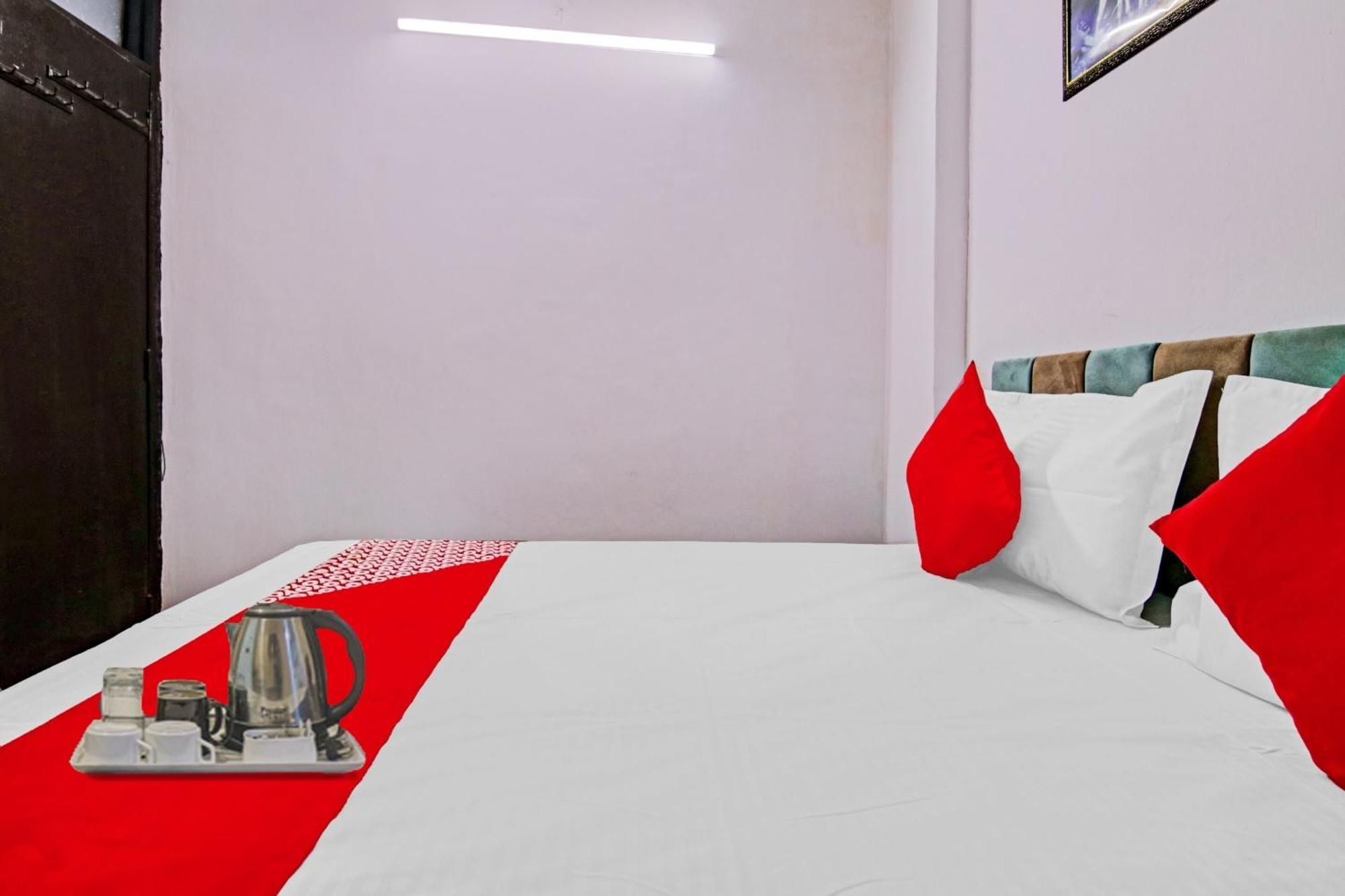 Hotel O Chaudhary Villa New Delhi Exterior foto