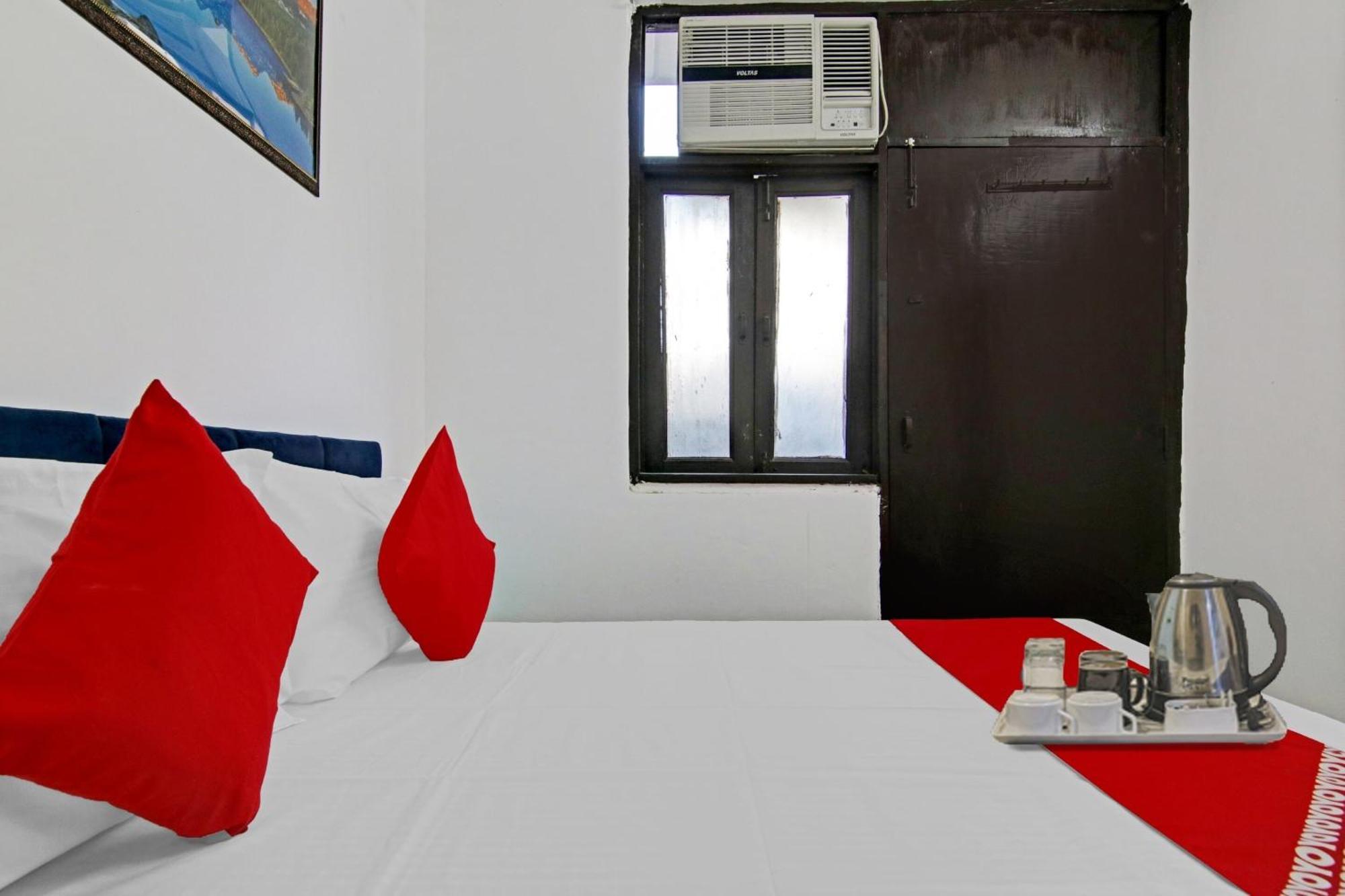 Hotel O Chaudhary Villa New Delhi Exterior foto