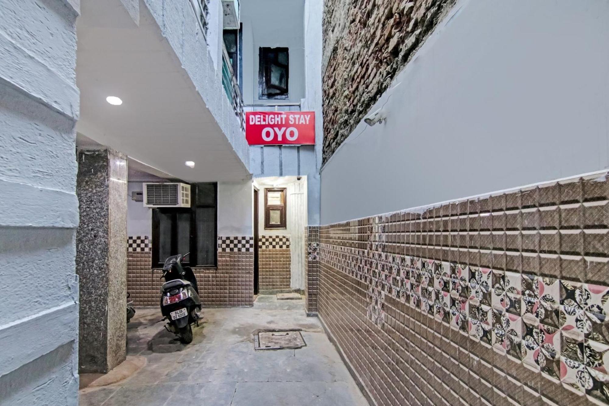 Hotel O Chaudhary Villa New Delhi Exterior foto